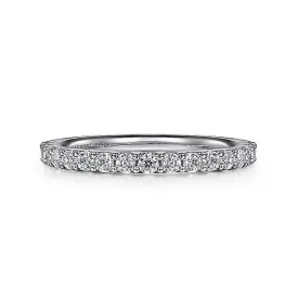 14K White Gold Shared Prong Diamond Wedding Band