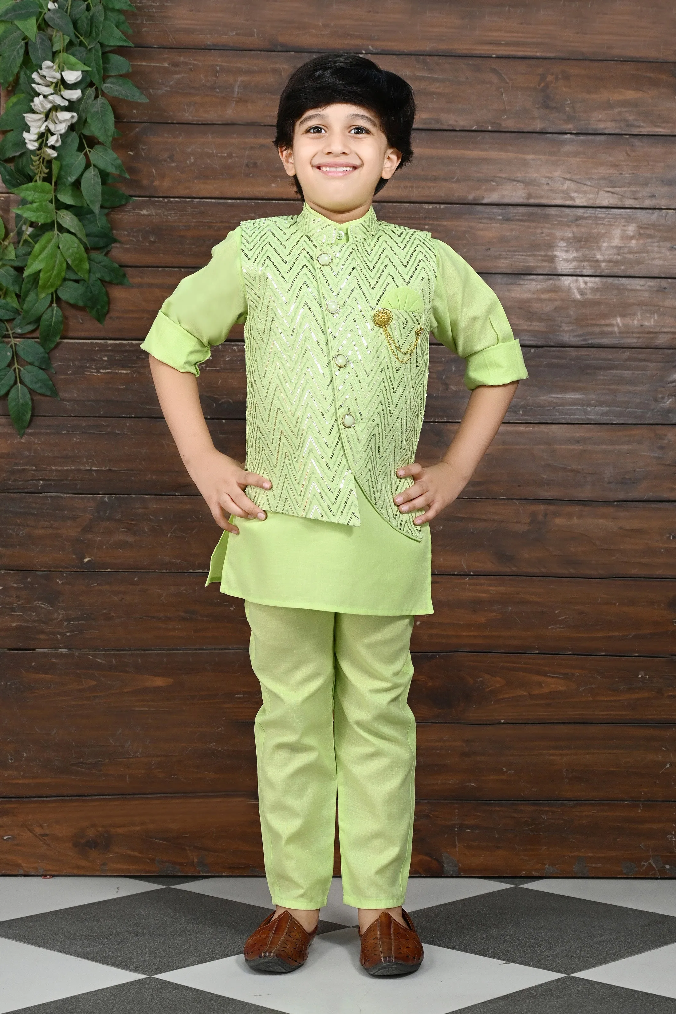 Ahhaaaa Kids Bollywood Style Print Indo-Western Sherwani Set For Boys