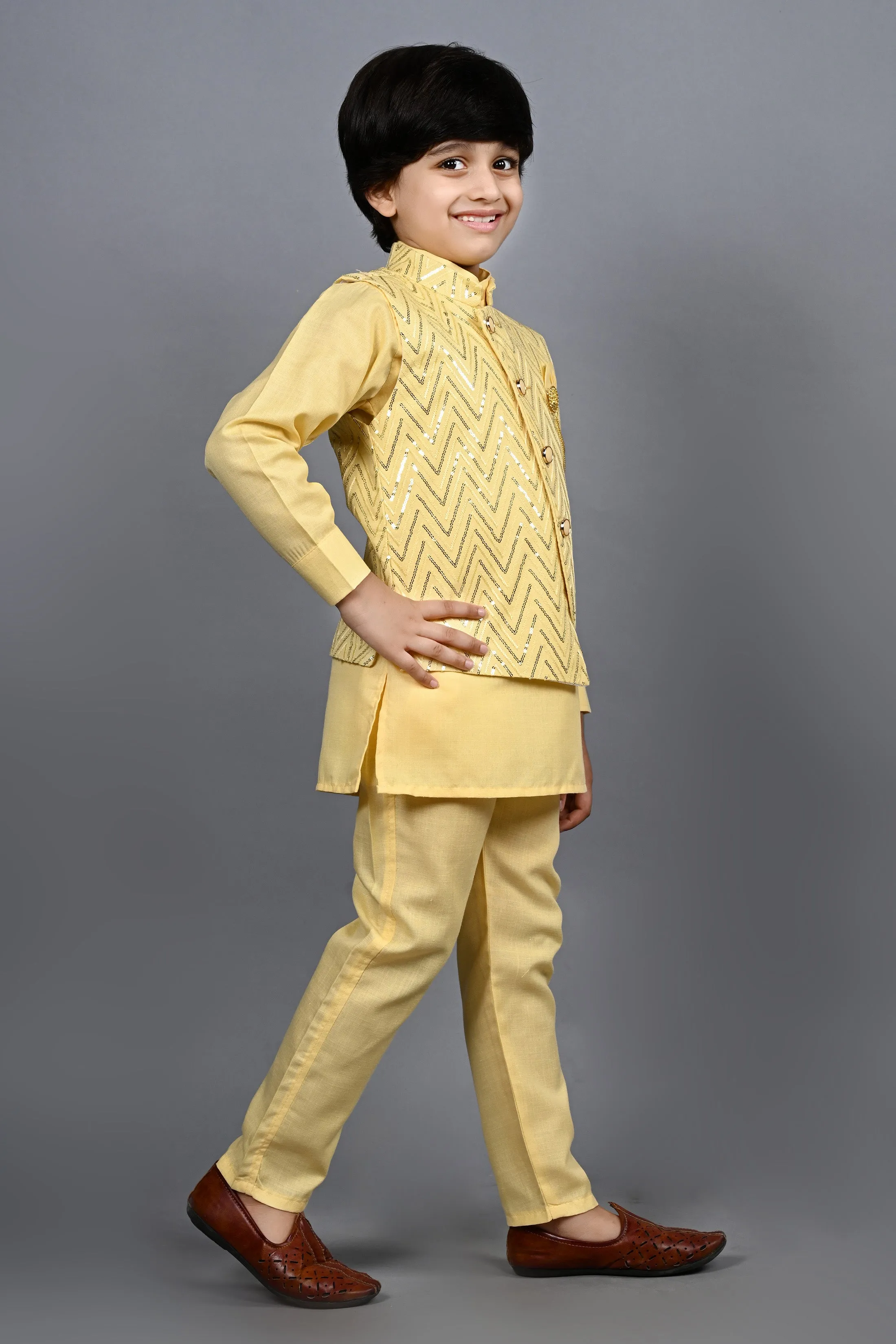 Ahhaaaa Kids Bollywood Style Print Indo-Western Sherwani Set For Boys