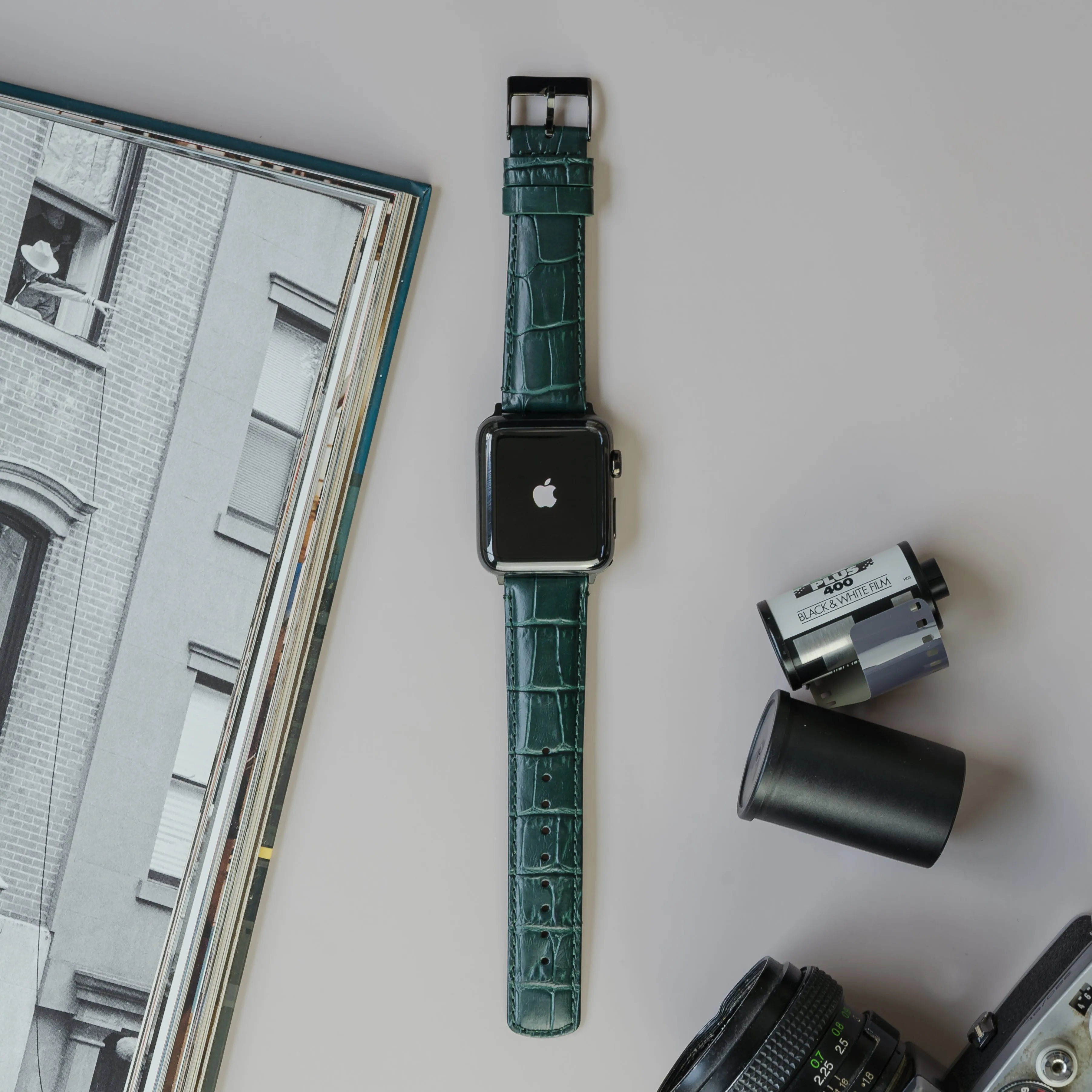 Apple Watch Forest Green Alligator Grain Leather Watch Band