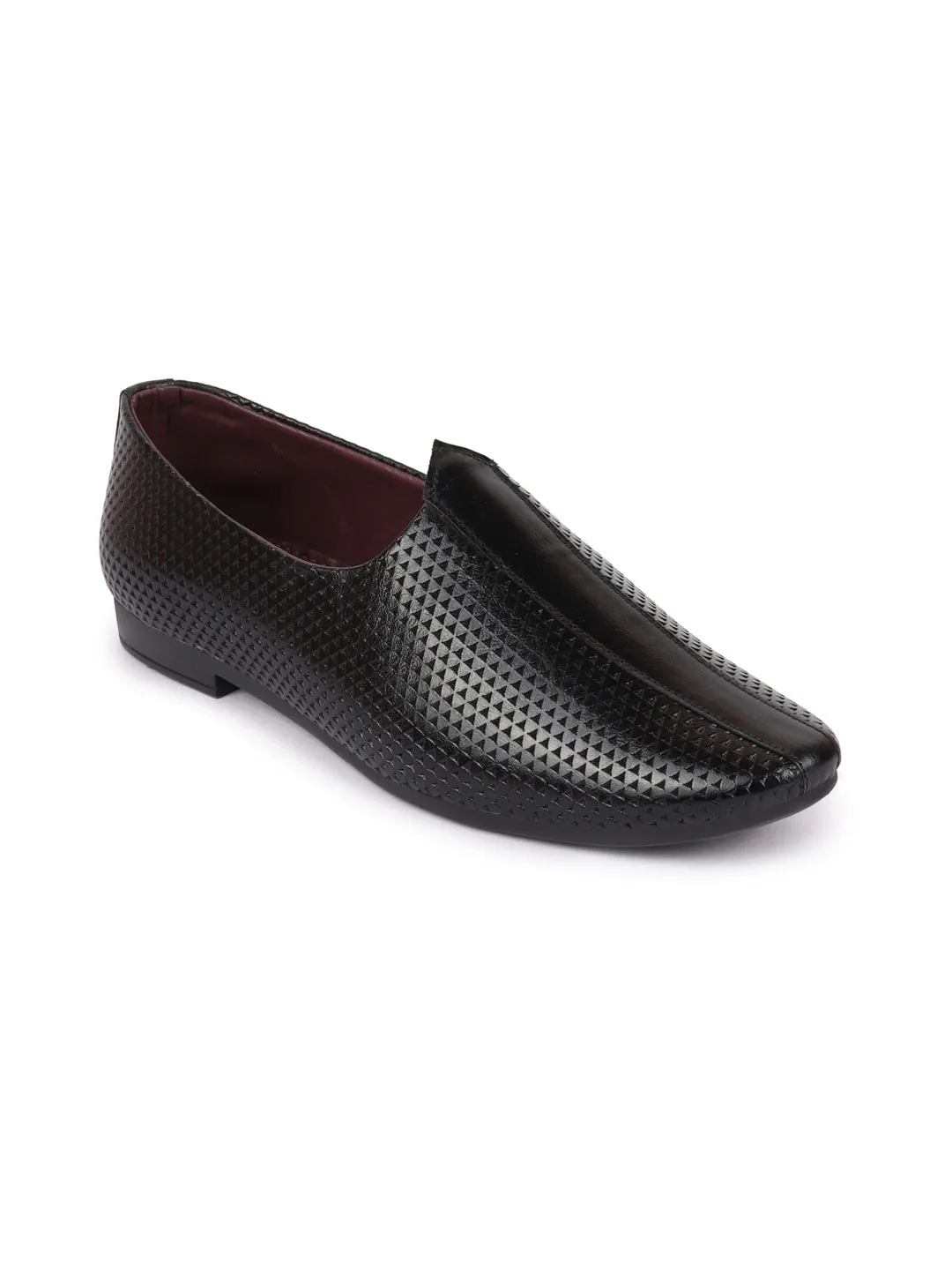 Basics Men Black Textured Design Ethnic Juttis and Mojaris