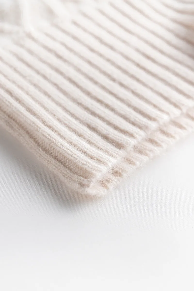 Cable-Knit Cashmere Beanie