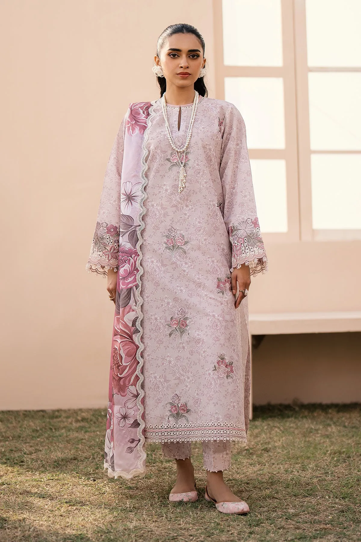 EMBROIDERED PRINTED LAWN UF-604