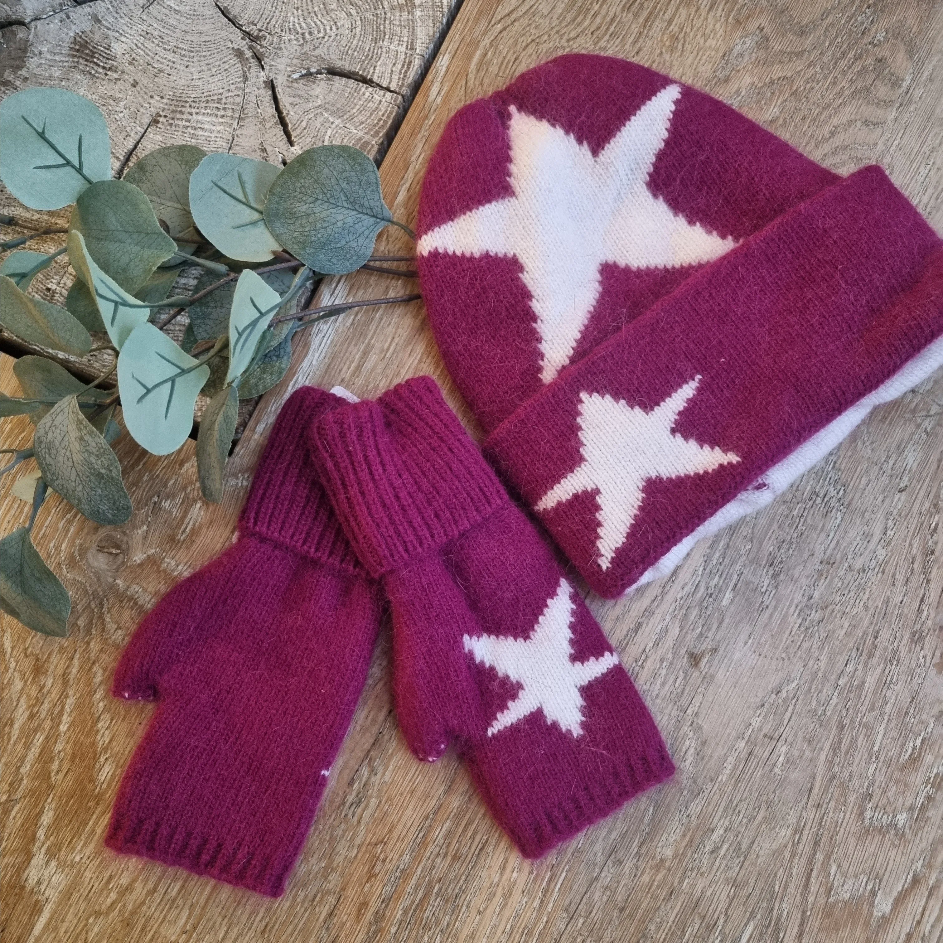 Fingerless Star mitts