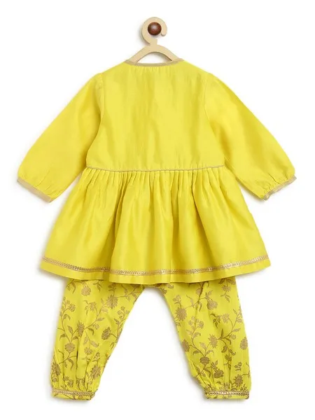 Girls Combo Co-ord Set And Bow Hairclip Gold Print- Green