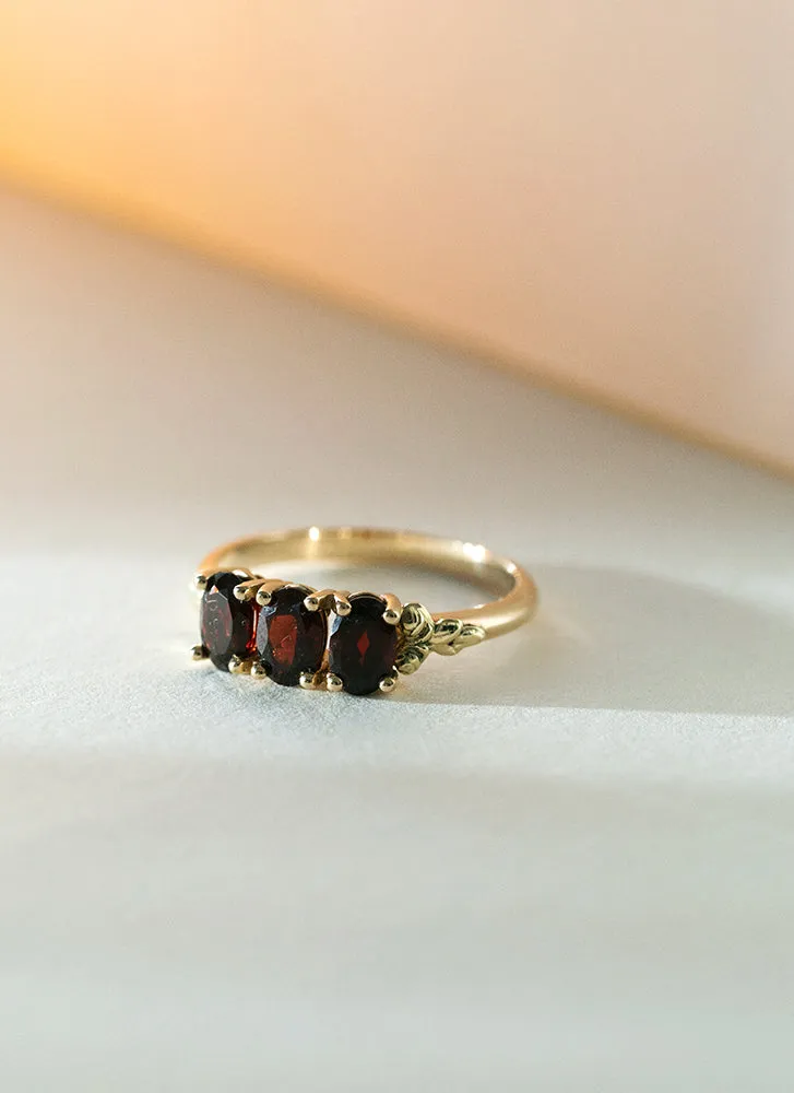 Max garnet ring 14k gold