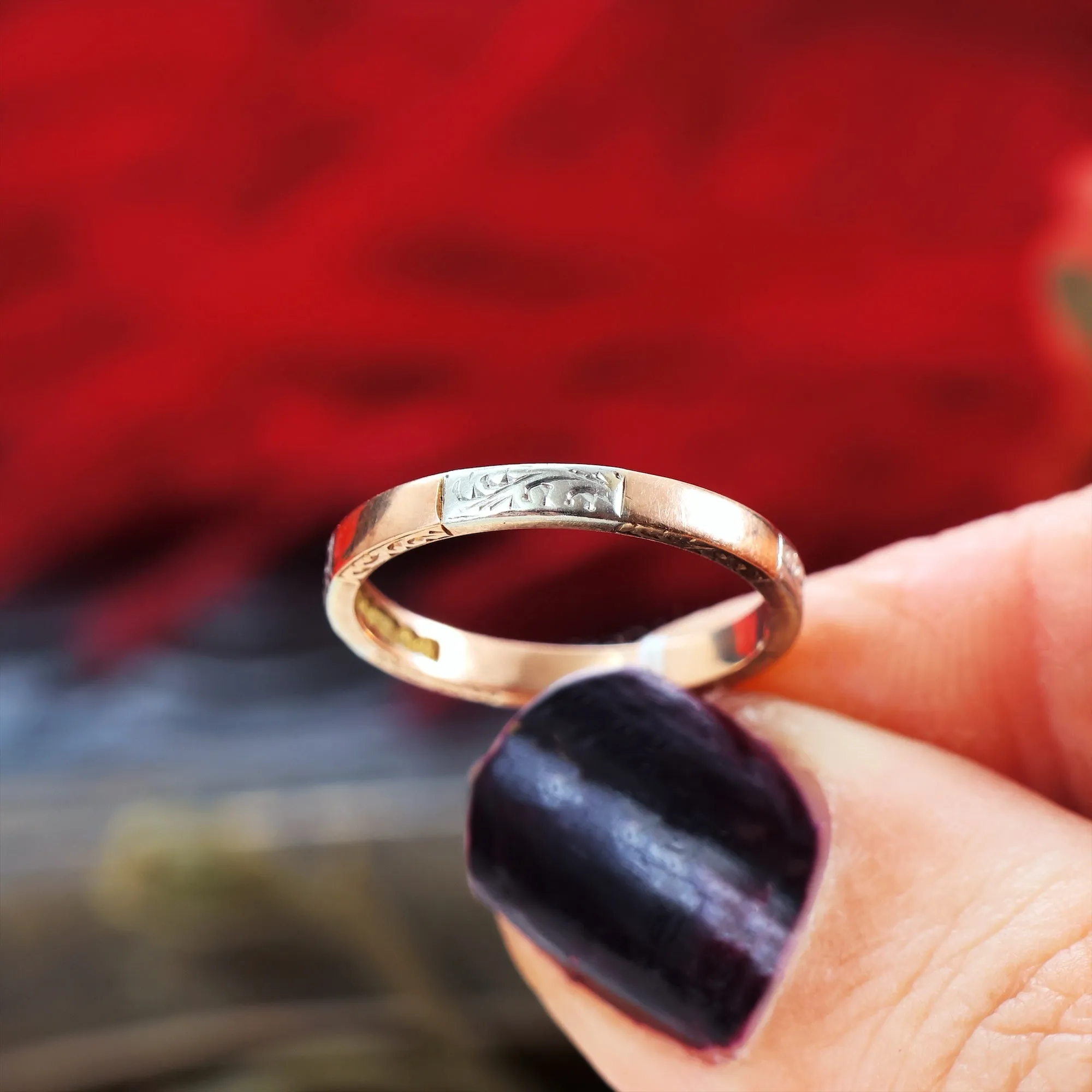 Pretty Size 'L' / '5.75' Date 1947 Wedding Band