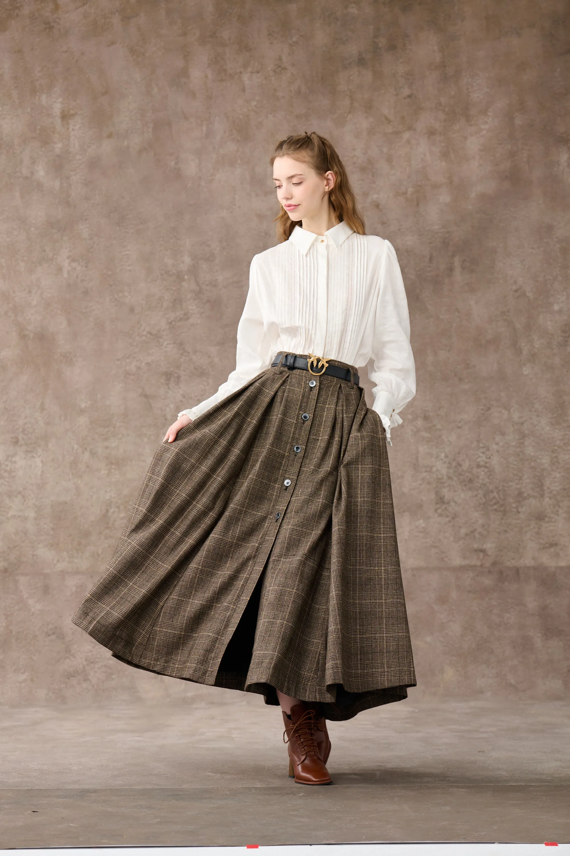 Santal 3 | Retro Plaid Midi Wool Skirt