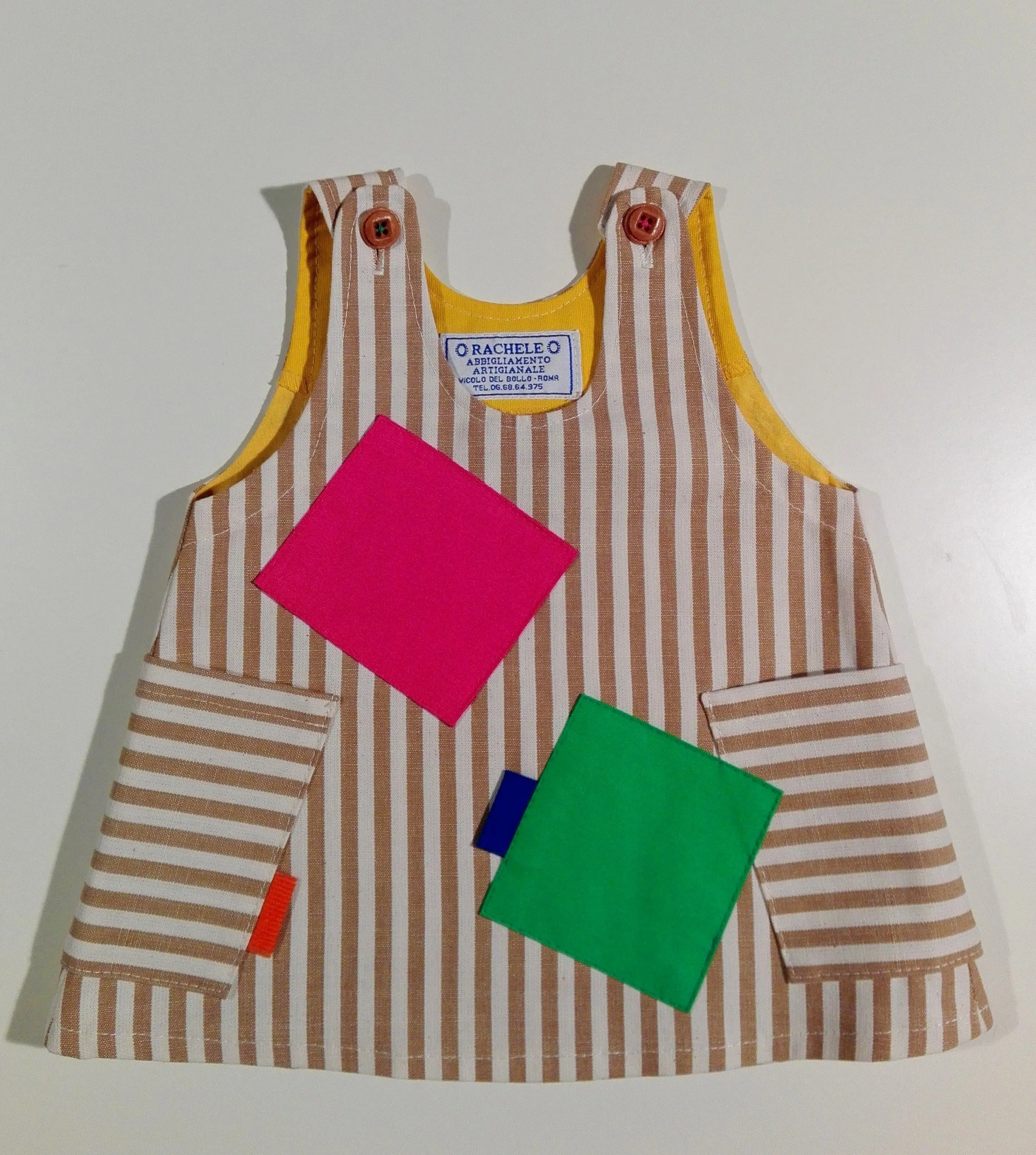 Trapeze Dress in heavy cotton with colored patches/pockets