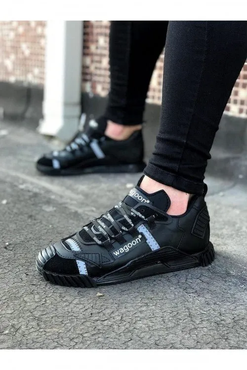 Triple Black Sneaker WG203